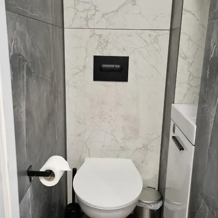 Stylowy Dom Z Ogrodem I Prywatnym Parkingiem Apartament